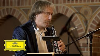 Albrecht Mayer – Mozart Ave verum corpus K618 Arr Spindler for English Horn Strings and Organ [upl. by Ayitahs]