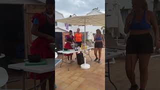 Preparazione della sangria al Villaggio Alpitour Corralejo di Fuerteventura  Cose a caso [upl. by Kisung169]