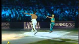 Aljona Savchenko e Robin Szolkowy Golden Skate Awards 2007mp4 [upl. by Erdnoid]