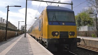 DDZ 7625 komt aan op station EttenLeur [upl. by Atteynod]