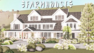 Cheap Farmhouse Bloxburg Mansion WITH VOICE [upl. by Lea]