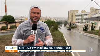 Bahia Meio Dia  alagamentos e outros problemas causados pela chuva em Vitória da Conquista [upl. by Alisia]