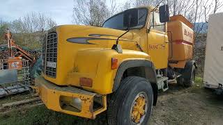 Oldtimer Saurer D290 B Lastwagen verlassen vergessen an der Landstrasse [upl. by Kcireddor422]