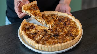 Tarte aux oignons fondants de grandmère avec pâte à tarte salée maison effet feuilleté [upl. by Einattirb]