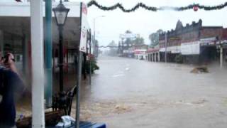 Laidley Floods 2011 P4 [upl. by Herrera]