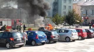 Pożar samochodu w Przemyślu Straż pożarna Akcja [upl. by Acysej]