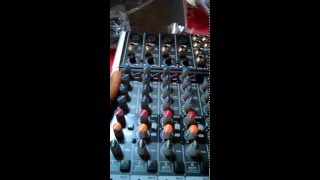 Behringer Xenyx X1204USB en Español [upl. by Etnasa595]