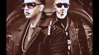 Yandel Ft Daddy YankeeMoviendo Caderas [upl. by Tnerb]