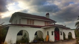 Urbex Abandoned House on FLORIDAS SPACE COAST [upl. by Rekrap479]