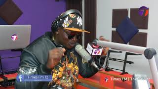 JINSI KHALIGRAPH JONES ALIVYOPASUKA KWA HASIRA KWENYE MAIKI [upl. by Nywde838]