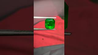 275 caratsEmerald top green from Panjshir Afghanistan price 1850 emerald gemstone reels [upl. by Schilit774]