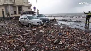 Maltempo in Sicilia la frazione di Altarello allagata [upl. by Alil]