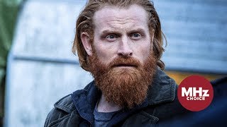 Game of Thrones actor KRISTOFER HIVJU CHALLENGES PRO DISC GOLFERS  OTB TOUR SKINS 68 F9 [upl. by Oigroig]