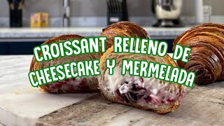 Haz croissant relleno de cheesecake y mermelada con Irving Quiroz [upl. by Patrick312]