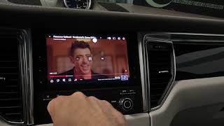 Porsche Macan Carplay e android più youtube Netflix Google officina Carkit [upl. by Ynnot]