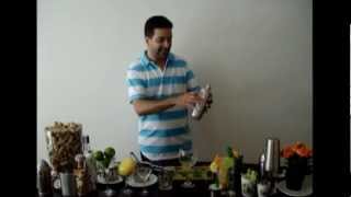 Receita de Caipirinha de Maracujá  Denis de Moraes  Executivo dos Drinks [upl. by Jamilla]