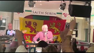 Dafydd Iwan Yma o Hyd Saith Seren 041024 [upl. by Ailuig83]