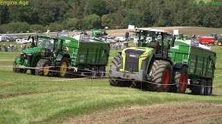 Claas 5000 Xerion vs John Deere 8R 370 [upl. by Alban839]