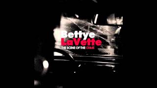 Bettye LaVette  Somebody Pick Up My Pieces [upl. by Dubenko416]