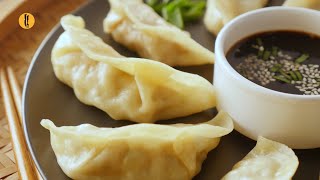 Steamed Chicken Momos Recipe By Food Fusion [upl. by Fitzgerald166]