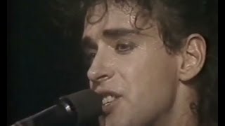 SODA STEREO en Badía amp Cia 1986 en vivo [upl. by Brunelle230]