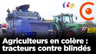 REPLAY – Agriculteurs évacués par les blindés de la Gendarmerie à la centrale Leclerc à Beychac [upl. by Nahtahoj]