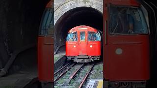 Bakerloo Line 1972TS Arrives at Kensal Green Station with National Rail Announcement [upl. by Clarette352]