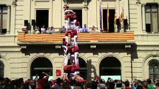 Castellers de Barcelona 3d8 Les Corts 14102012 [upl. by Gem928]