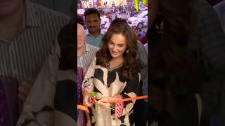 Actress Seerat Kapoor launching Smart Hub Multi Mobile Brand Mobile Store  Ameerpet [upl. by Bolen]