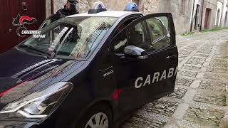 Rinvenimento Armi ad Erice loperazione dei Carabinieri [upl. by Raybourne]