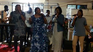 Pentecostal Praise Led by Dcns Jane Quaye  Sunday Street Gospel Evangelism [upl. by Ademla]