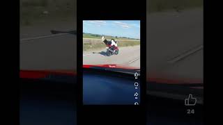 Motociclista imprudente fue captado en ruta 5 Uruguay [upl. by Anifad]