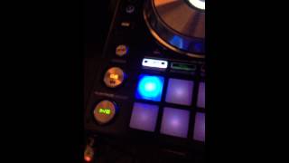 Pioneer DDJSX2 Serato Changing Cue Point Colour [upl. by Arawaj438]