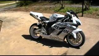 White Repsol CBR1000RR 2004 [upl. by Akere]