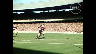 Goalkicking legend John Coleman  rare footage found VFL Semi Final 1953 [upl. by Yelreveb]