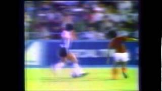 Goles y jugadas de Pele y Maradona [upl. by Ardnatal]