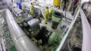 Wartsila 46 piston overhaul [upl. by Ilene792]