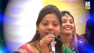 Kanku Chhanti Kankotri  Kiran Prajapati  Live Lagna Geet Gujarati  Gujarati marriage song [upl. by Euqinot859]