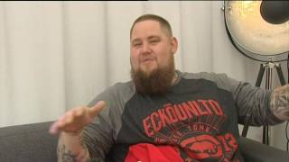 Interview de RagnBone Man au Main Square 2017 dArras [upl. by Oswin115]