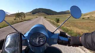 Castelluccio di Norcia in Vespa PX tra sole e nebbia [upl. by Karlik]