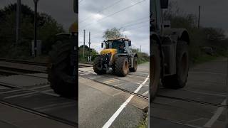 No trains 66LTR JCB Tractor crosses the EAST COAST MAINLINE at CLAYPOLE LEVEL CROSSING [upl. by Alegnaed636]