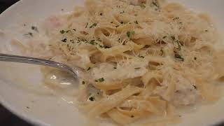 Review Maggianos Little Italy Restaurant in Nashville TN Italian Food Pasta Desserts [upl. by Anastatius]