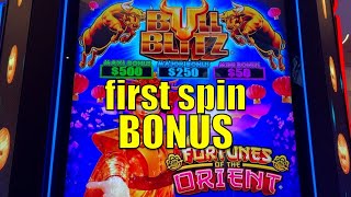 1st Spin Bonus BULL BLITZ Slot Machine  Fontainebleau Las Vegas slots [upl. by Cormick688]