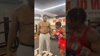 New York Boxing Champion against Heavy Weight Boxer 🥊 boxing boxingtraining conditioning [upl. by Yorel]