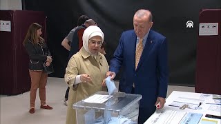 President Erdogan casts his ballot for Türkiye’s local elections in Istanbul [upl. by Neleb]