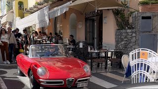 Siauros gatvės Positano Italija [upl. by Munn]