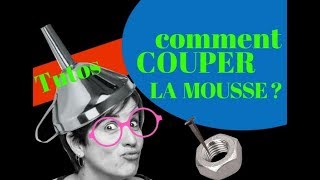 TAPISSIER ET RENOVER UN FAUTEUIL  COUPEZ LA MOUSSE AVEC UN  COUTEAU [upl. by Leanard18]