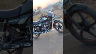 Ladkiyo se khubsurat meri bike hai💕🥰 splendor bikelover shorts [upl. by Elianore666]