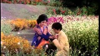 Sa Re Ga Ma Pa Bollywood Song Shashi Kapoor amp Hema Malini Abhinetri [upl. by Daly]