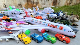 Menemukan Pesawat Terbang Pesawat KargoHelikopter TerbangKapal UdaraAirbusAirforcePixar Cars [upl. by Olen730]